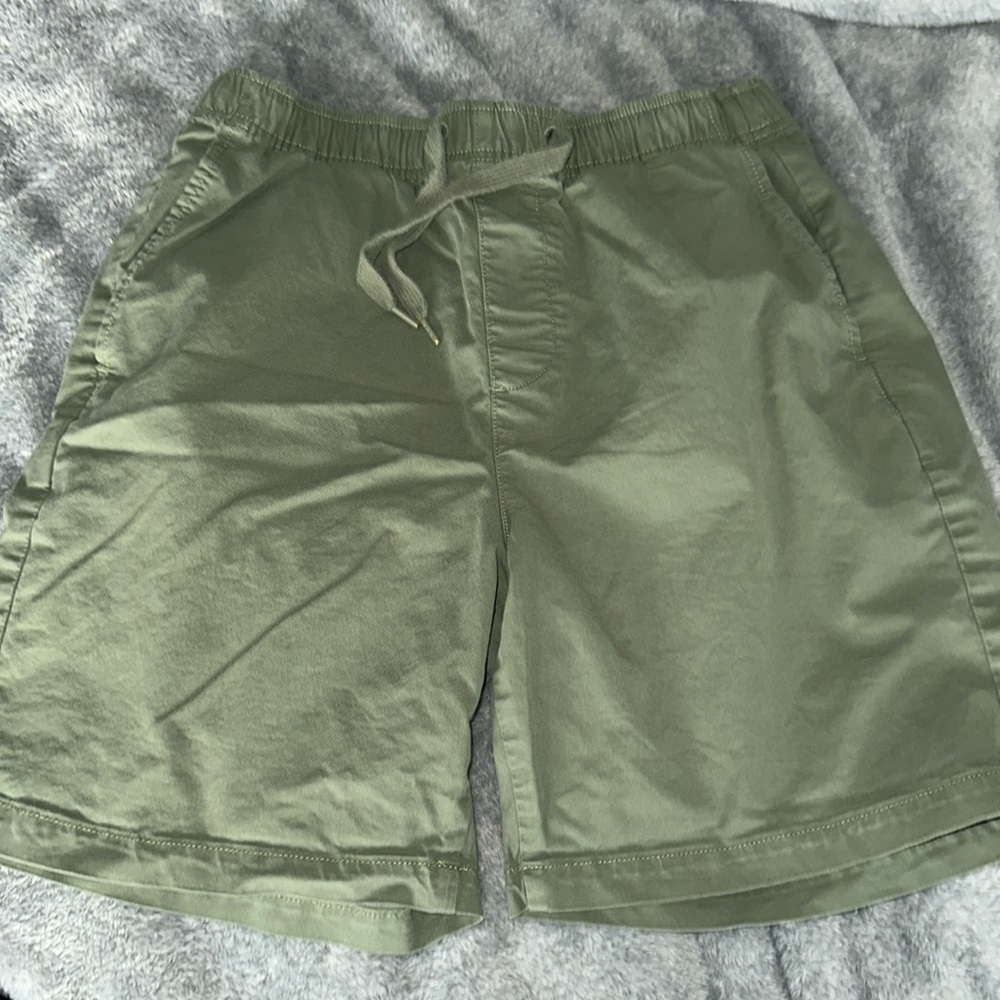Gap Men’s 7" Easy Shorts With E-Waist, Desert Cactus